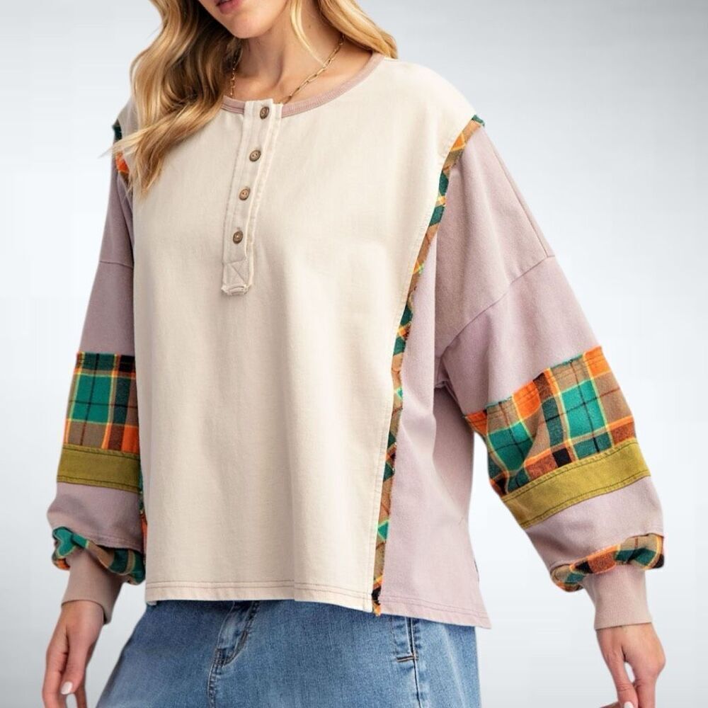 Size S (Oversized) Easel Los Angeles Button Front Color Mixed Washed Top in Oat
